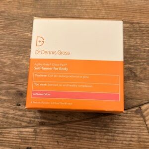 Dr Dennis Gross Self Tanner for body glow pad